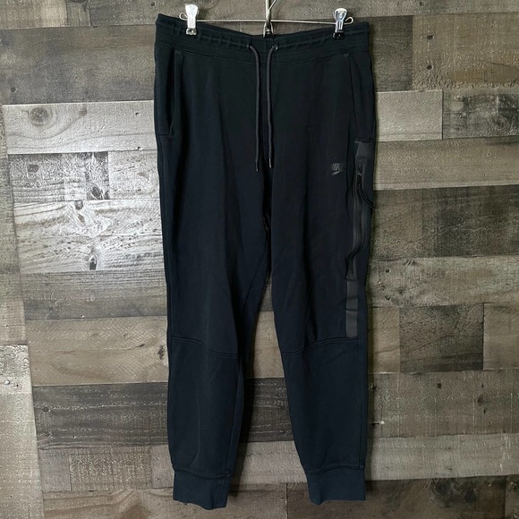 SOLD Nike Womens Tech Fleece Joggers Medium - Picture 1 of 6